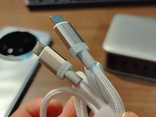 UGREEN cable end