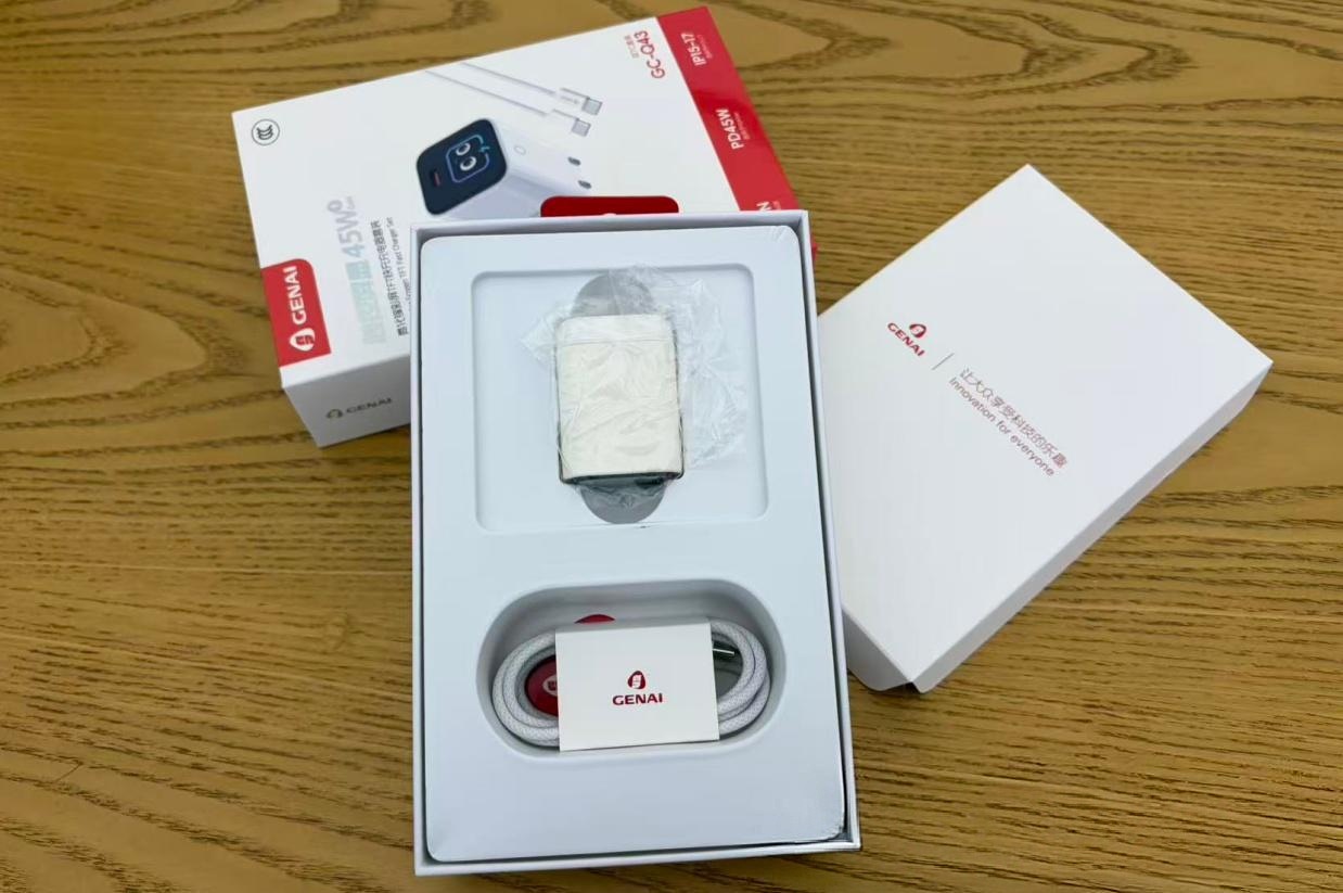 portable GaN charger charging multiple USB-C devices