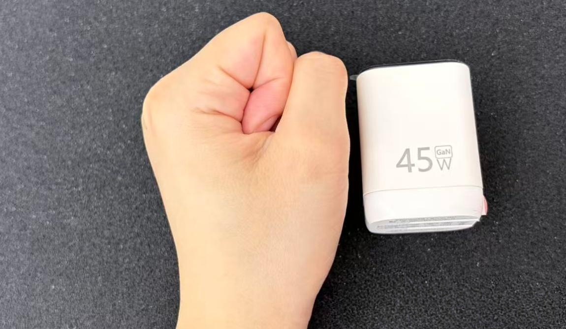 single port vs multi port USB C charger