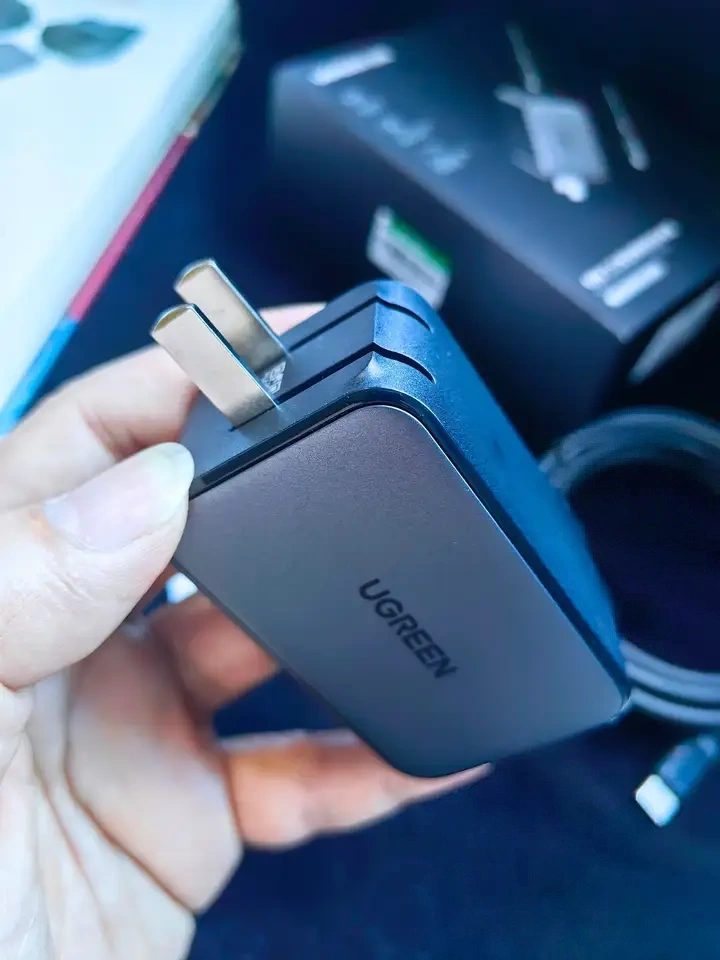 portable pocket size GaN charger for travel